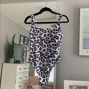 High cut leopard print one piece
